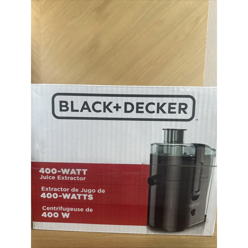 Black Decker 400 Watt Fruit Vegetable Extractor Juicer JE2400BD NEW In Box